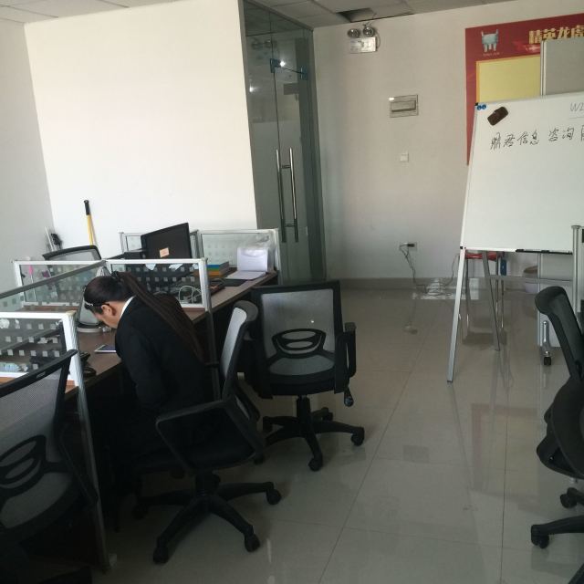 解碼鼎君信息咨詢 新時代企業(yè)的精準(zhǔn)導(dǎo)航與策略共創(chuàng)